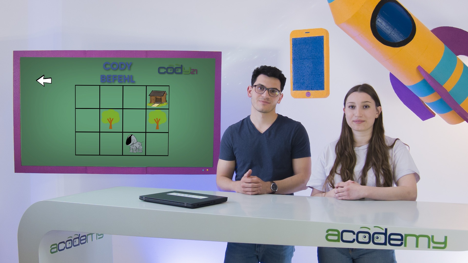 Cody21 mit Lehrplan für Digitale Bildung an Volksschulen